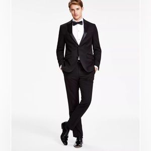 Men's Slim-Fit Ready Flex Tuxedo Suit (includes tuxedo shirt)